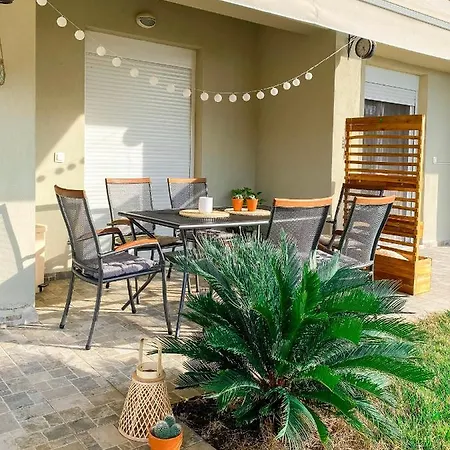 Neroli Apartment *