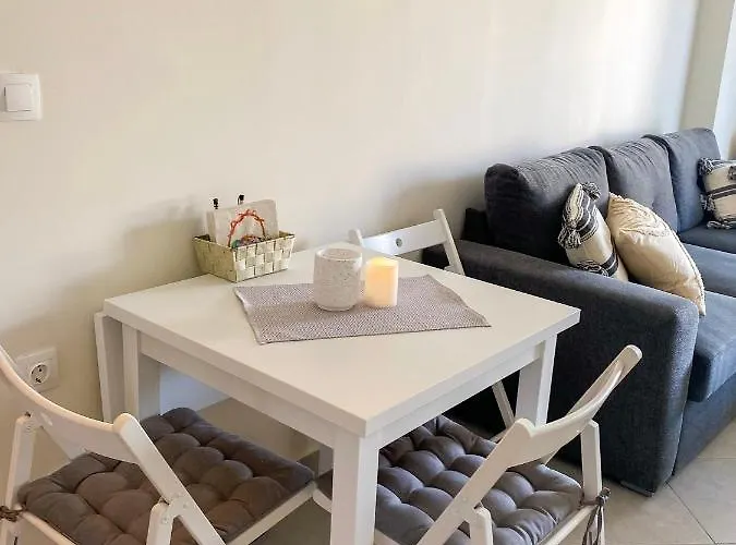 Neroli Apartman *