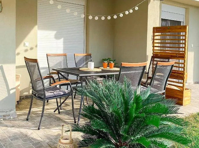 Neroli Apartman *